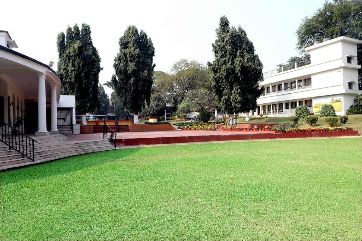 Lower Lawn
